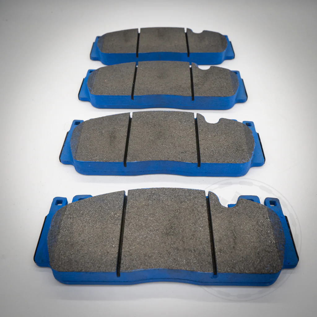 Endless Bremsbeläge für 6-Kolben BMW (Performance) Sattel passend für BMW M2C Vorderachse, M4 CCB, M5
